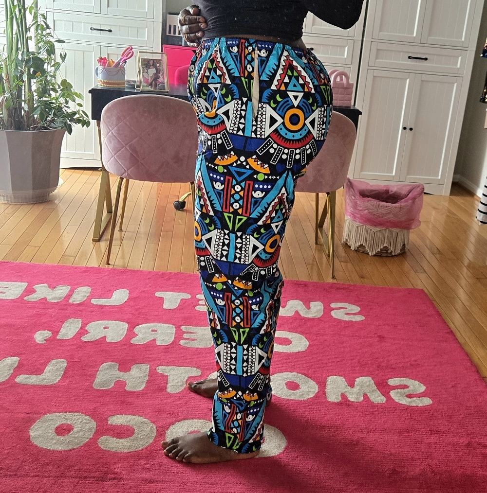 Colorful Geometric Print Pants - Picture 3 of 8